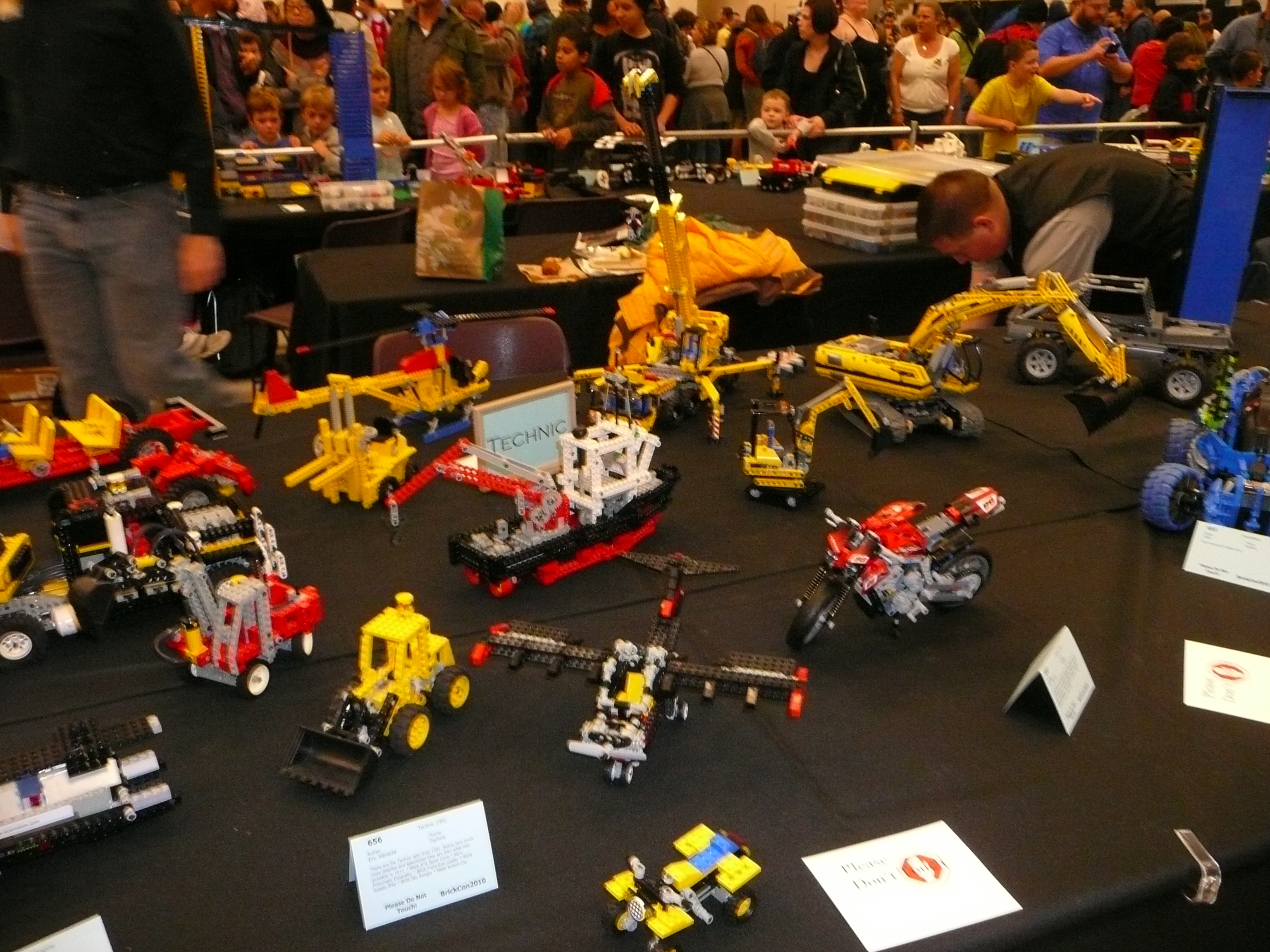 brickcon_165.jpg