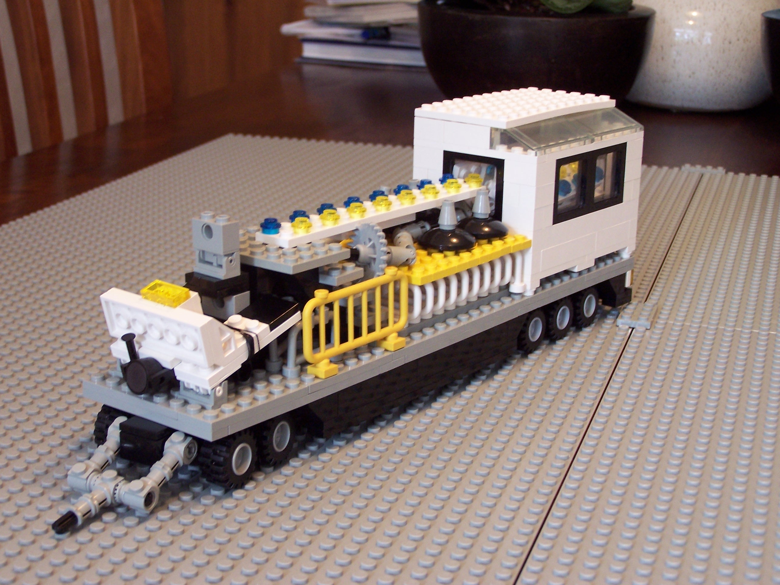 mach1_004.jpg