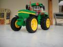 JohnDeere4230