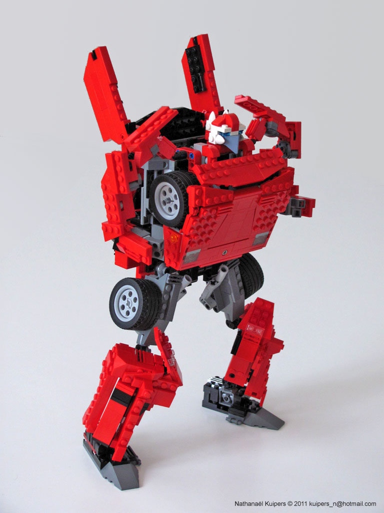 sideswipe_goright.jpg