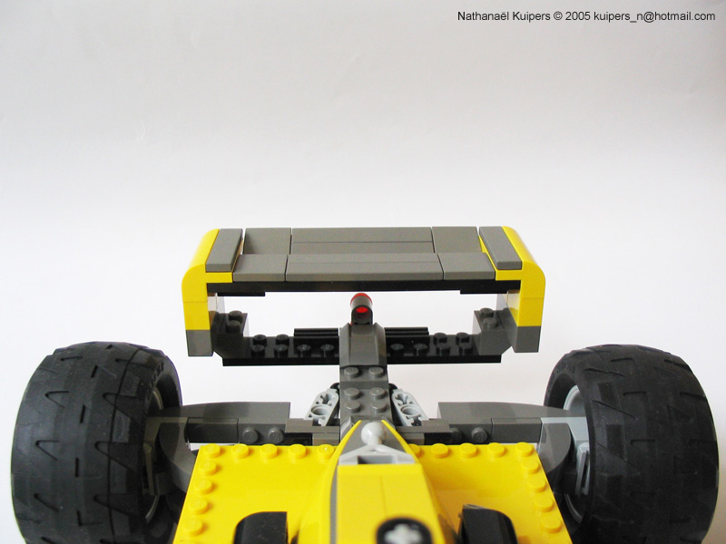 f1car_detailback.jpg