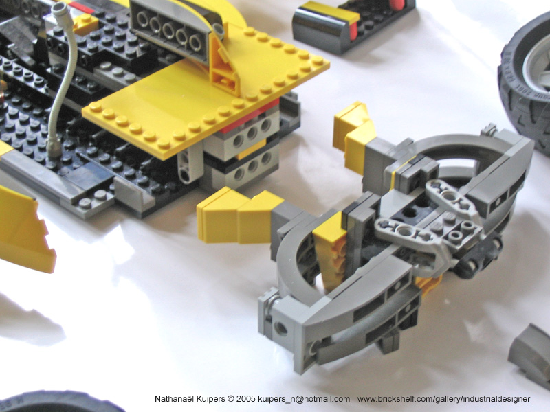 f1car_insidedetail2.jpg