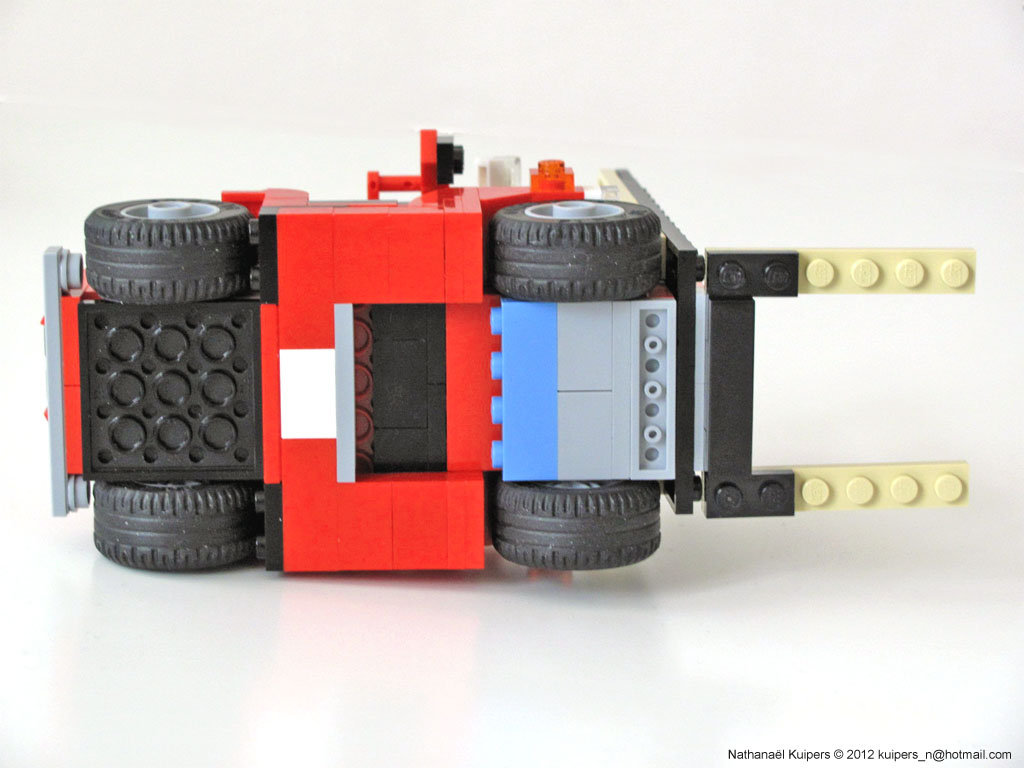 forklift_under.jpg