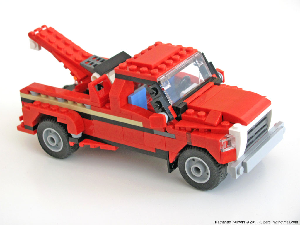wrecker_sidefront.jpg