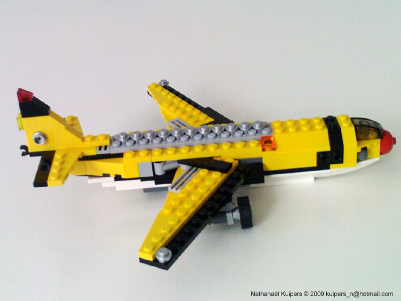 jetliner_side.jpg
