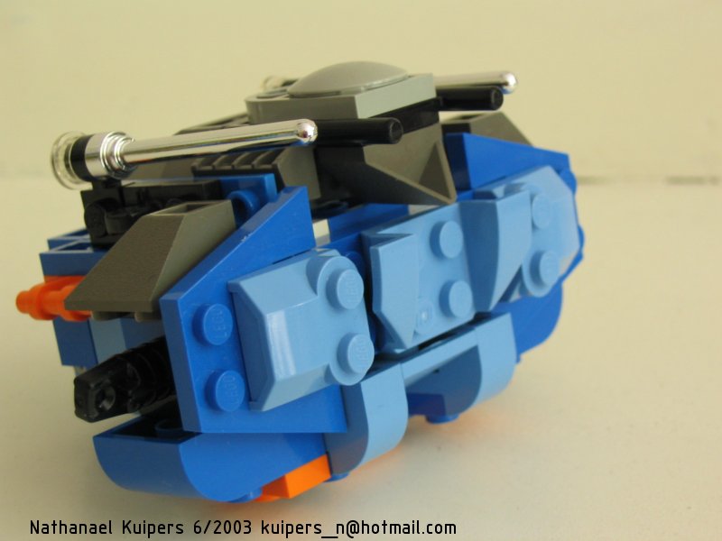 4099bot09.jpg