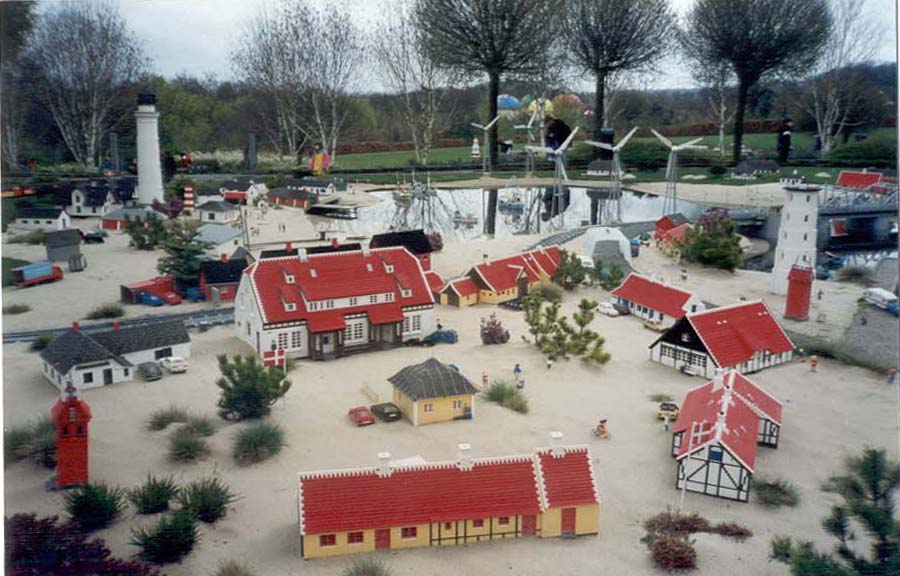 miniland003.jpg