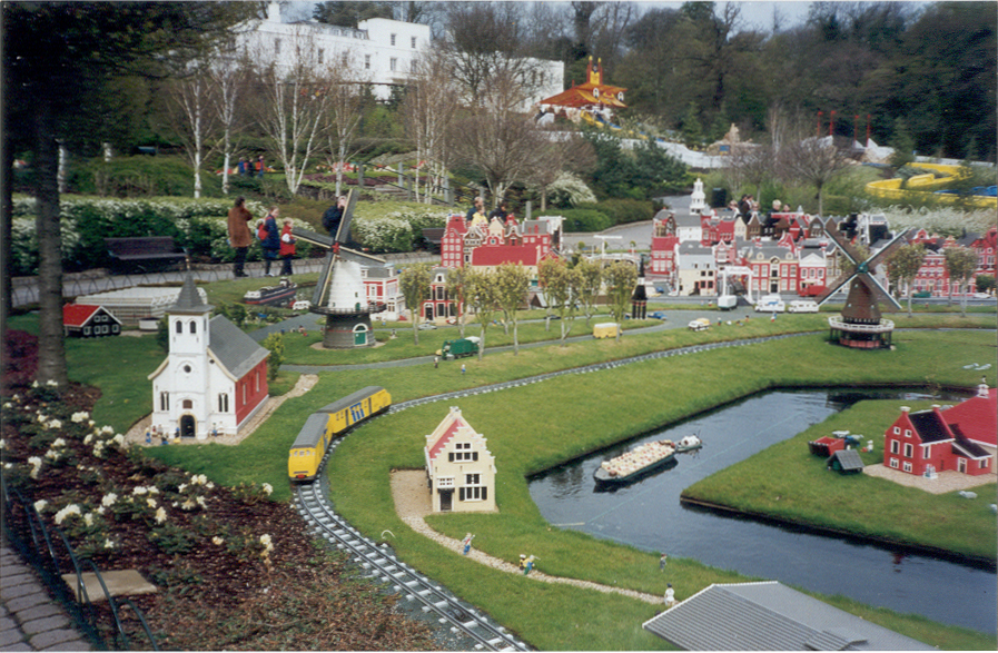 miniland039.jpg