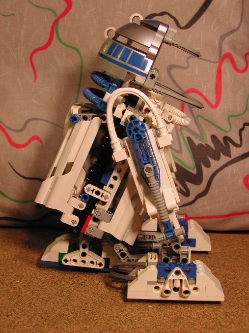 r2d2_02.jpg