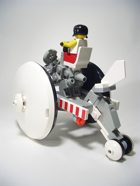chu-car03.jpg