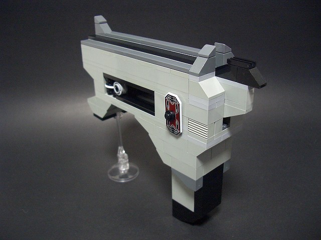 vladek-gun-03.jpg