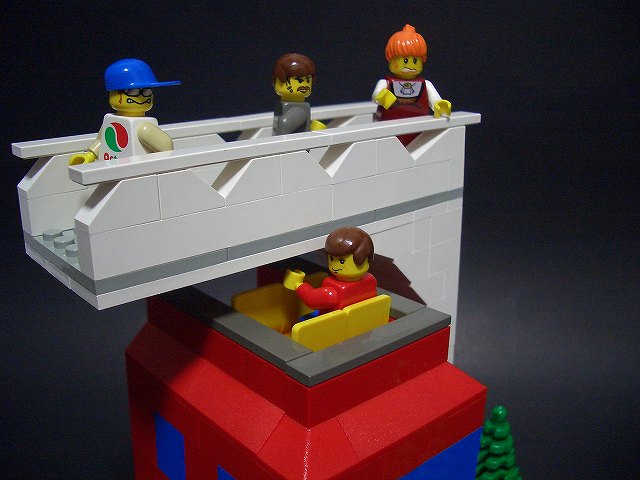 onthebusroof02.jpg
