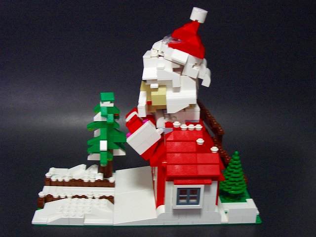 santahouse02.jpg