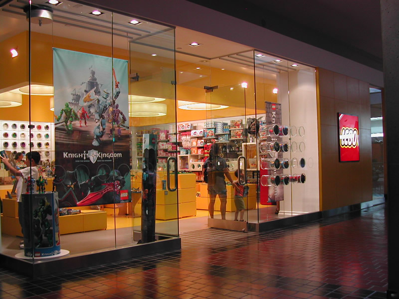 store2.jpg
