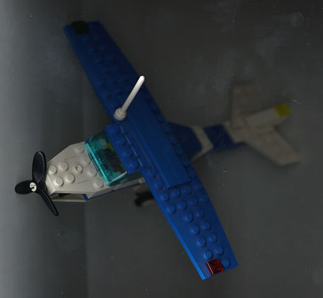 privpropwhiteandblue.jpg