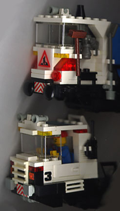 monocargolightson.jpg