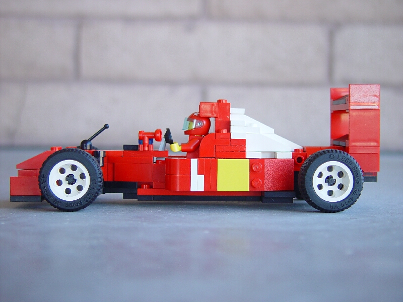f1_v4_ferrari_001.jpg