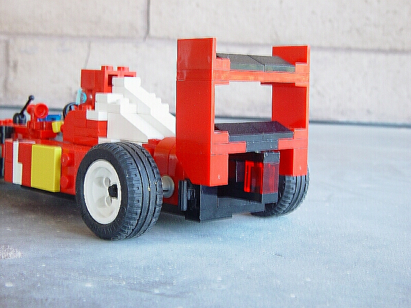 f1_v4_ferrari_006.jpg