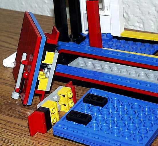 slidingdoor_concept_v2_p9.jpg
