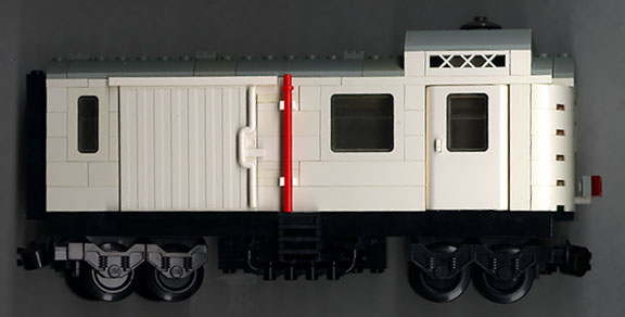a_whiteboxcarleft.jpg