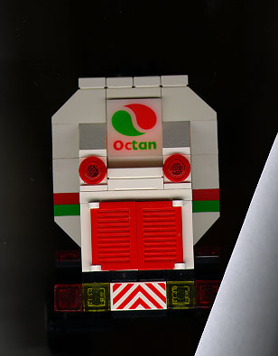 octantrailerback1.jpg