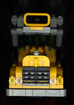 autotrailerfrontv4.jpg