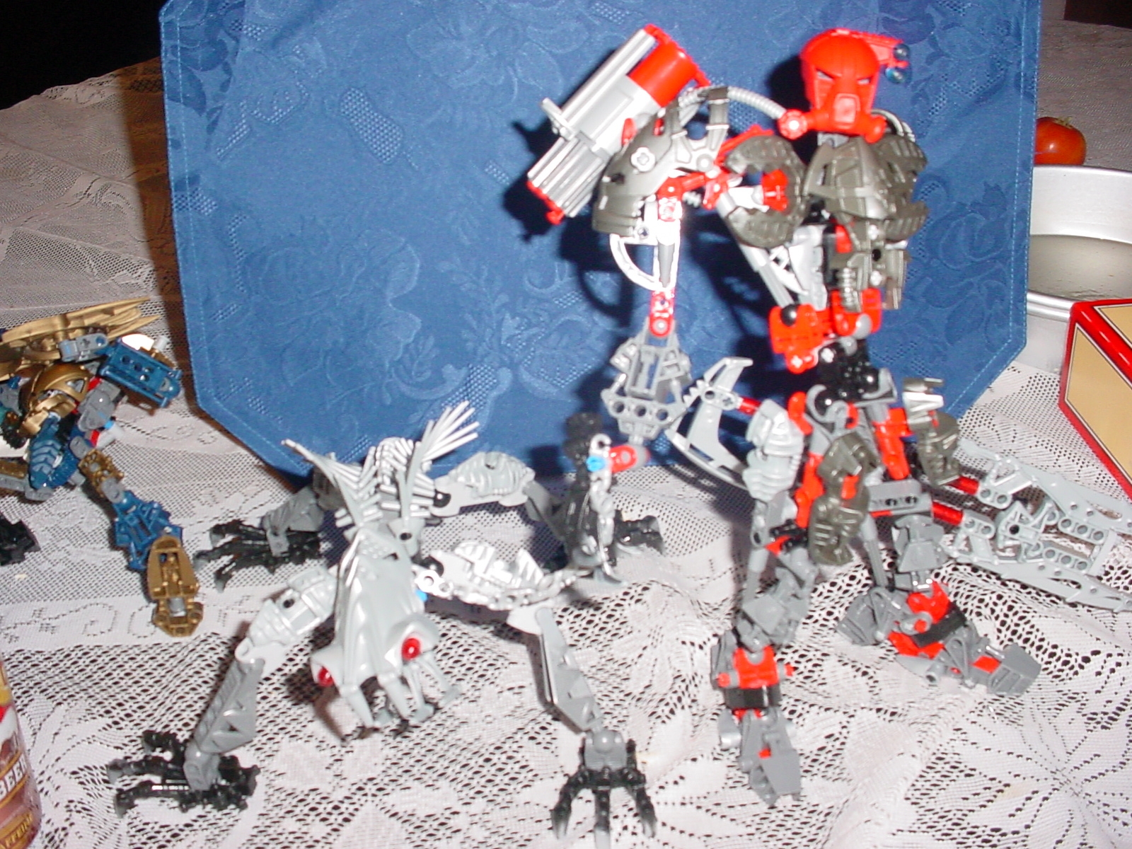 new_bionicles_and_mocs_020.jpg