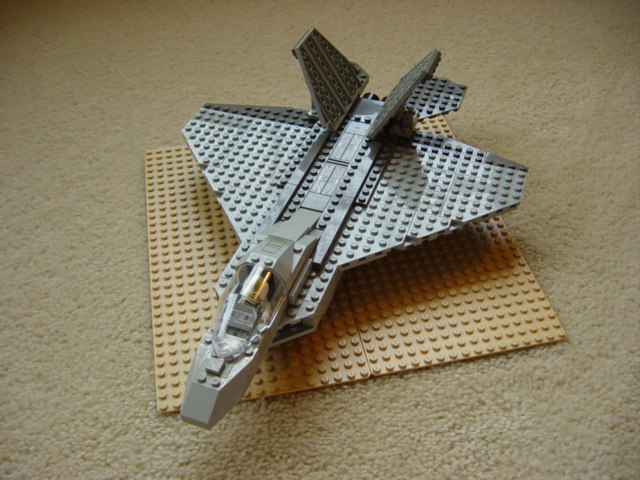 f22-1.jpg
