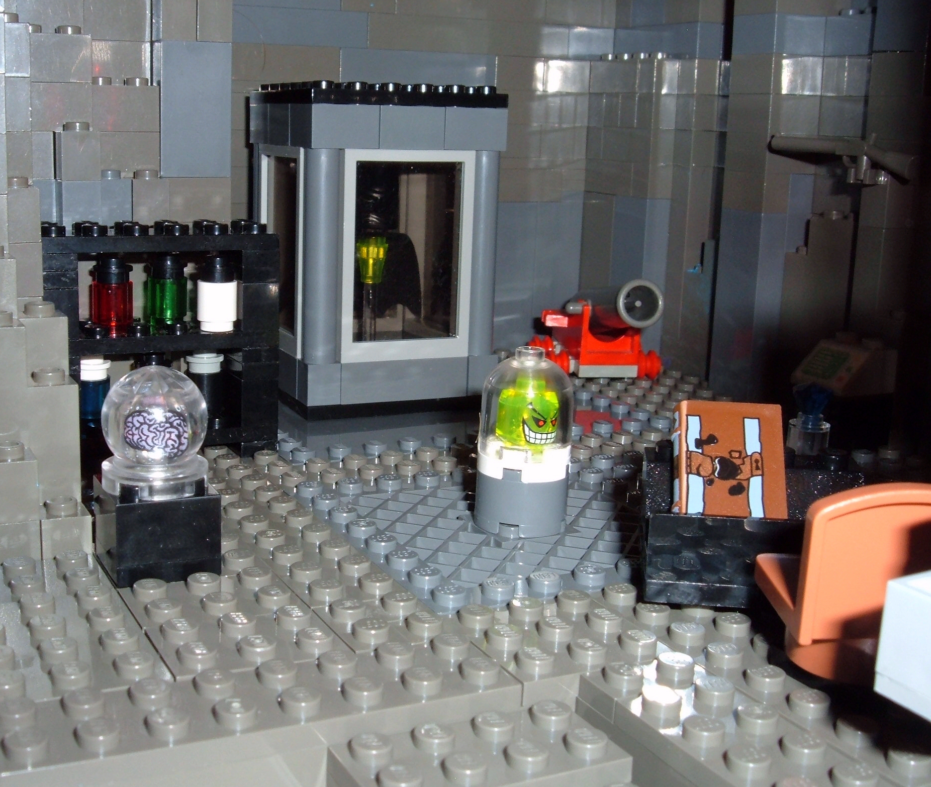 batcave-trophyroom1.jpg