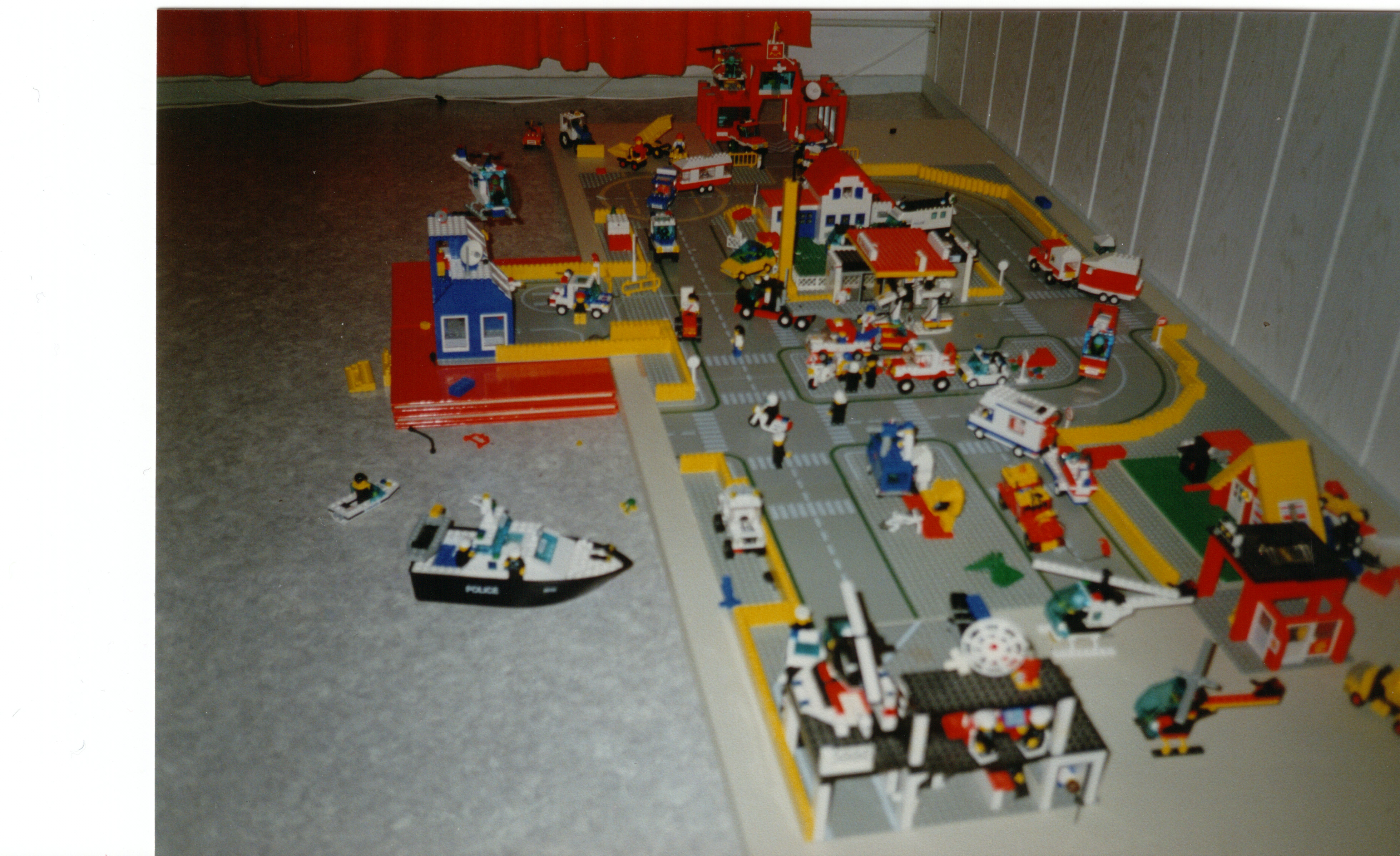 lego_1.jpg
