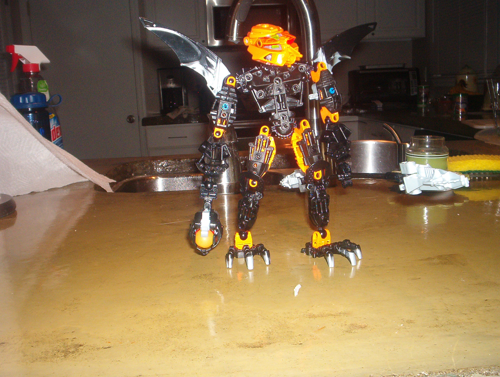 bionicle_008.jpg