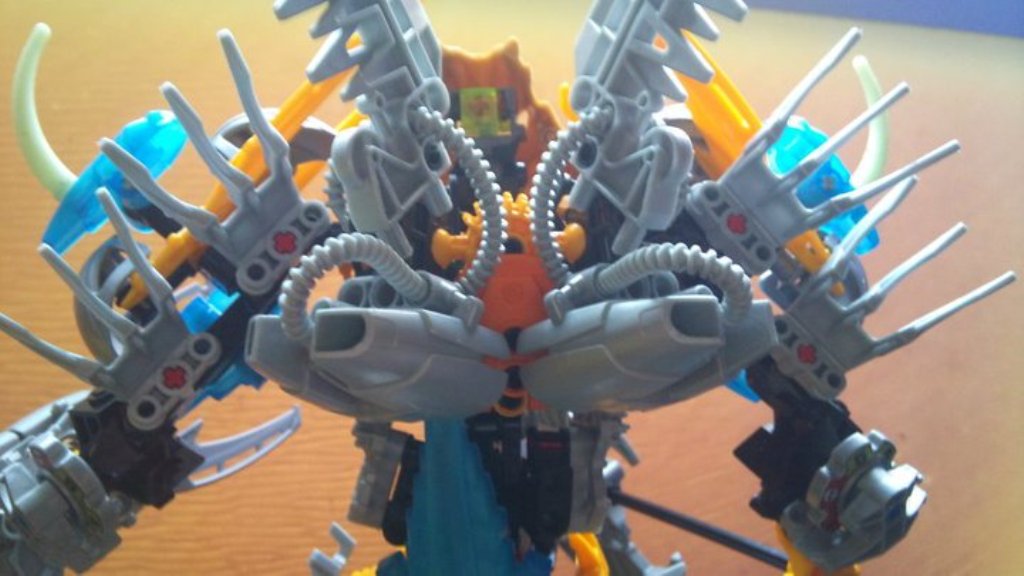 brutaka_nui_12.jpg
