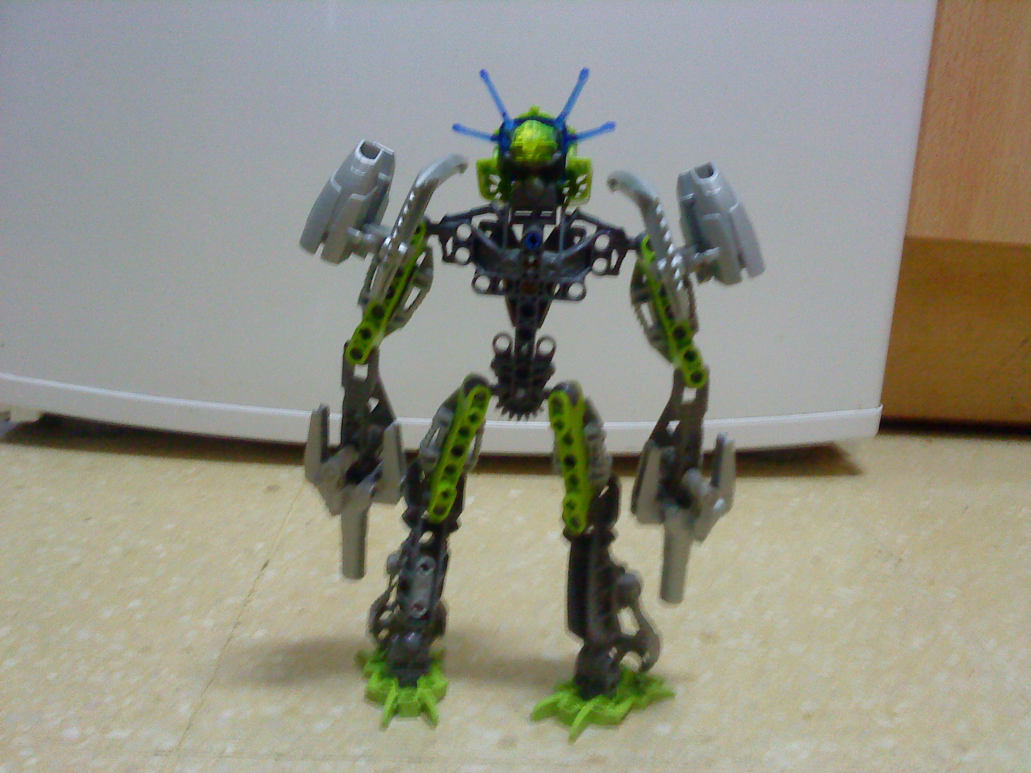 reprotodermized_lewa_behind.jpg