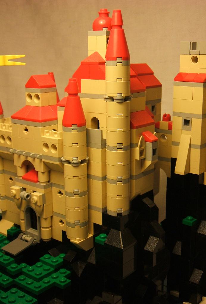lego_minicastle30_resized.jpg