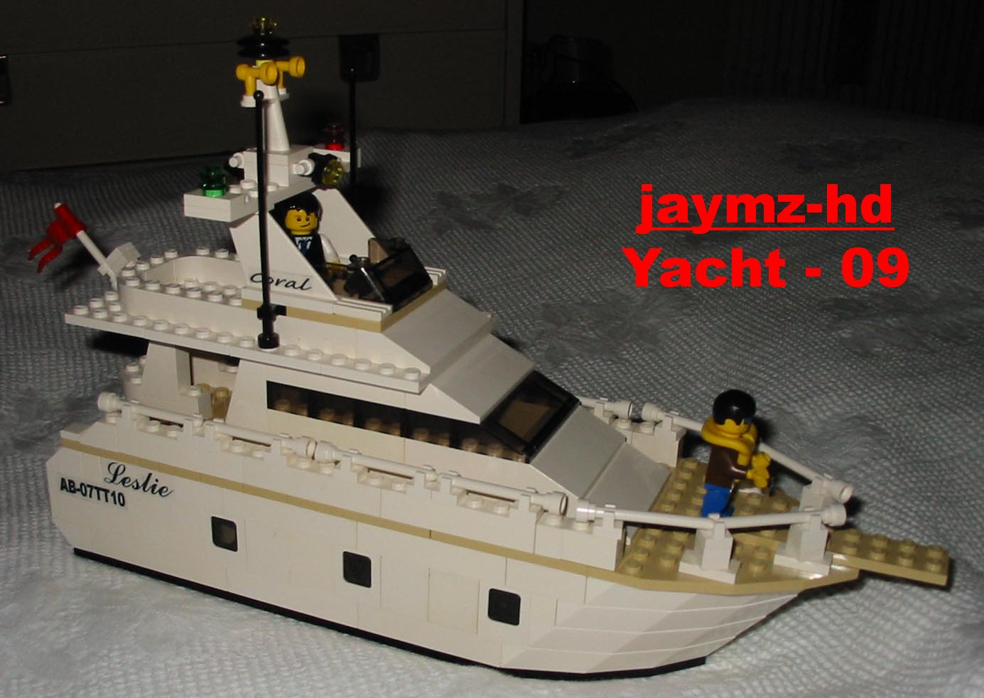 yacht_01.jpg