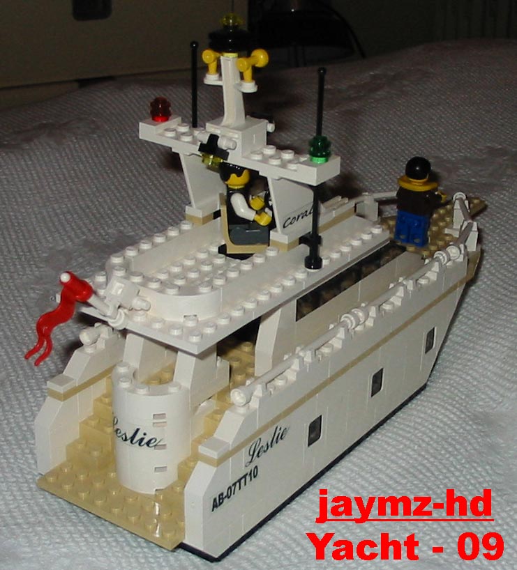 yacht_02.jpg