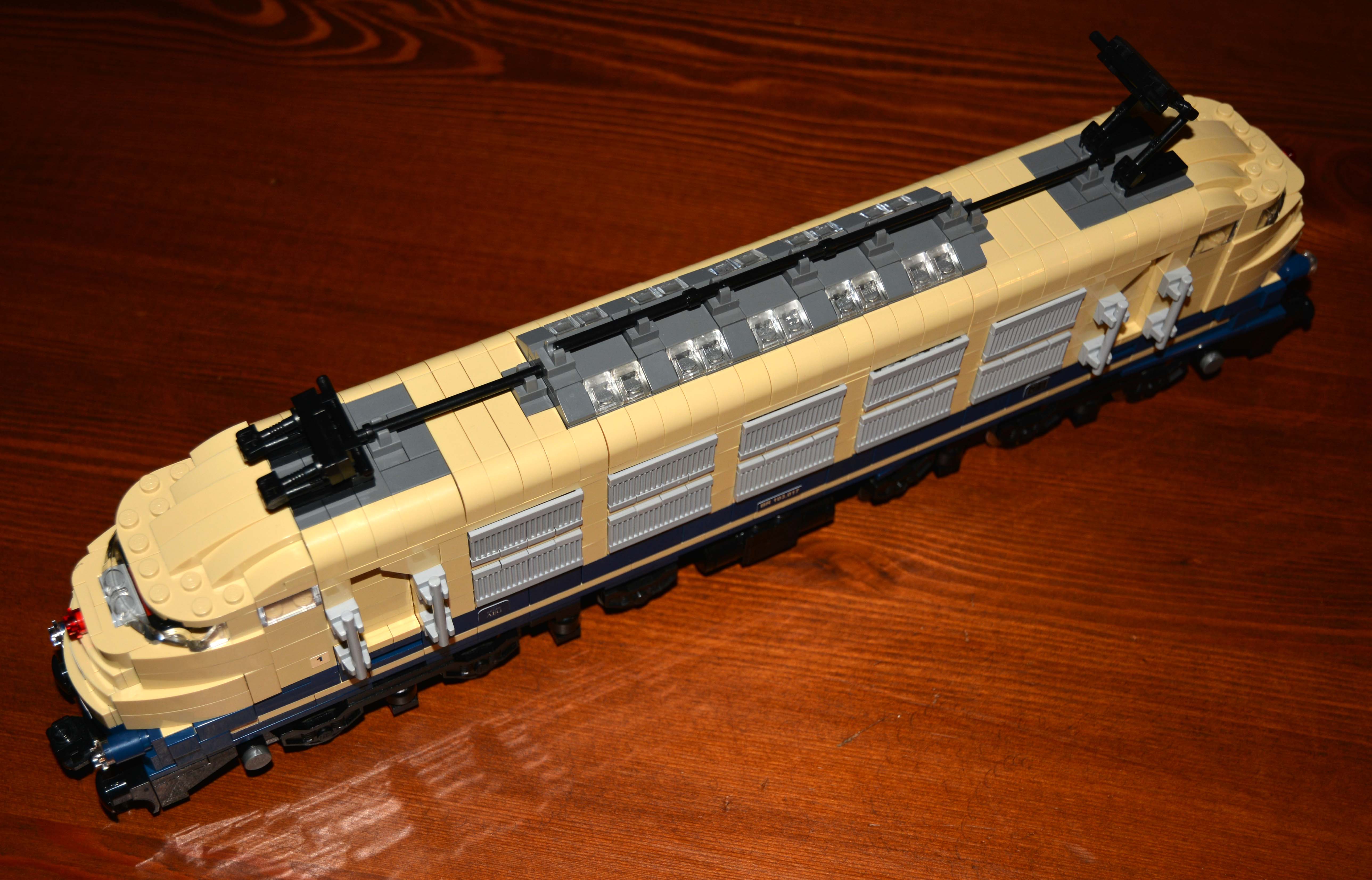 br103-03.jpg