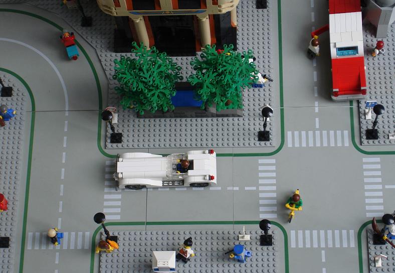 jakob_-_lego_-_pratchett_s_building_exterior_006.jpg