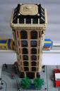 jakob_-_lego_-_pratchett_s_building_exterior_005.jpg