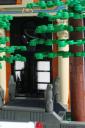 jakob_-_lego_-_pratchett_s_building_exterior_010.jpg