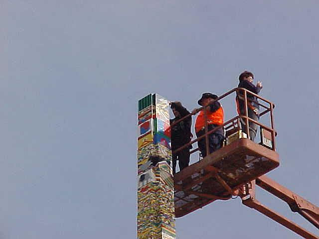 15feb04_05.jpg