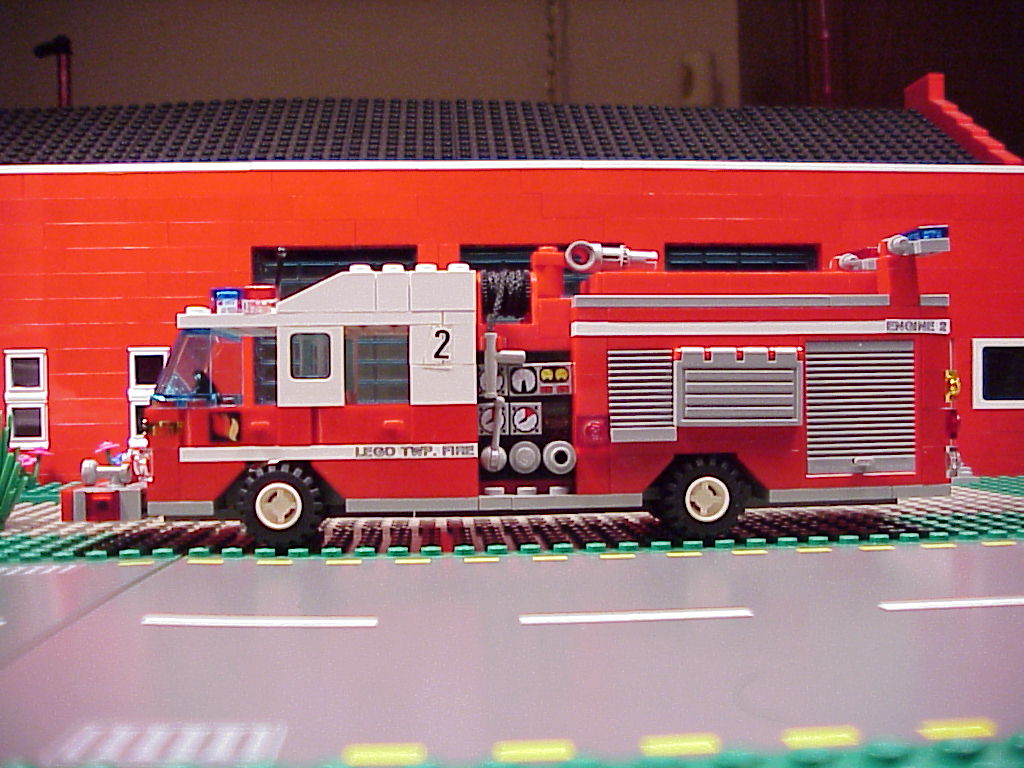 engine2pumpside.jpg