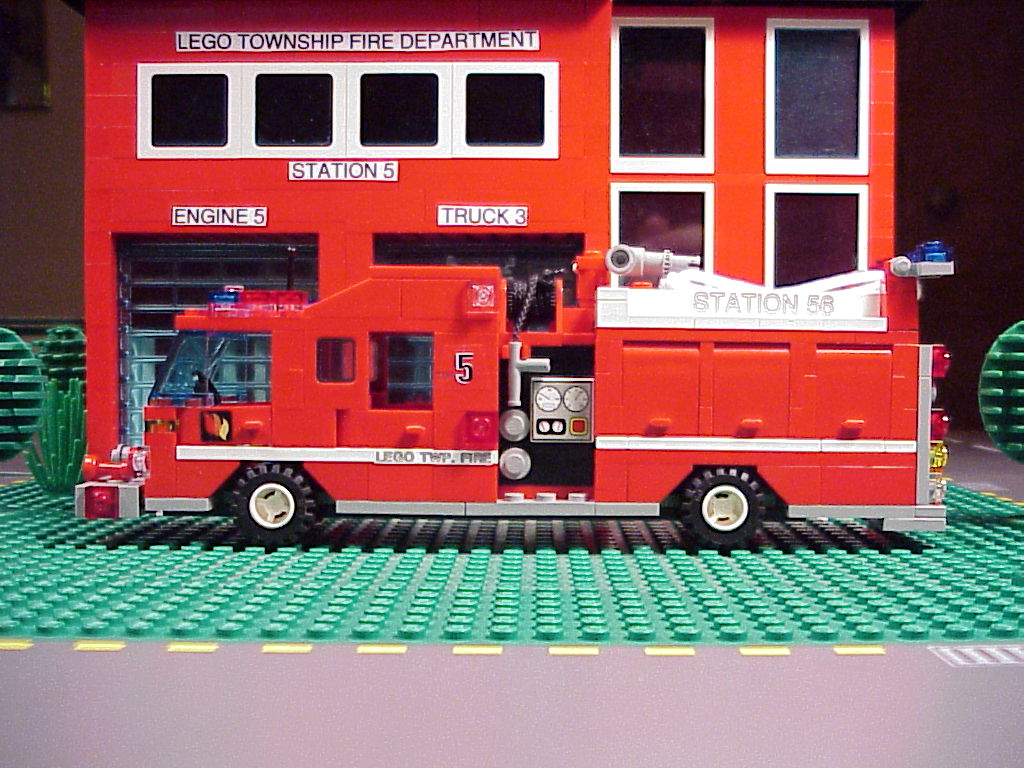 56engine5pumpside.jpg