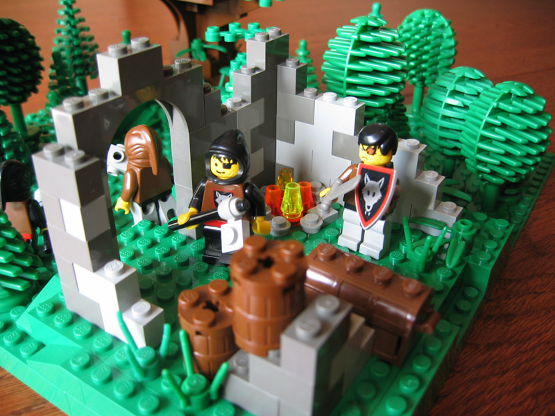 wolfhideout010.jpg