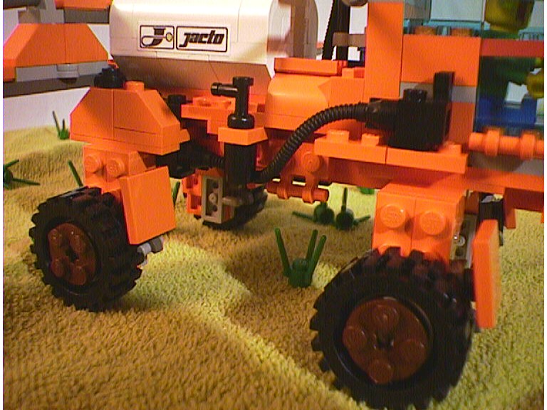 jacto04.jpg