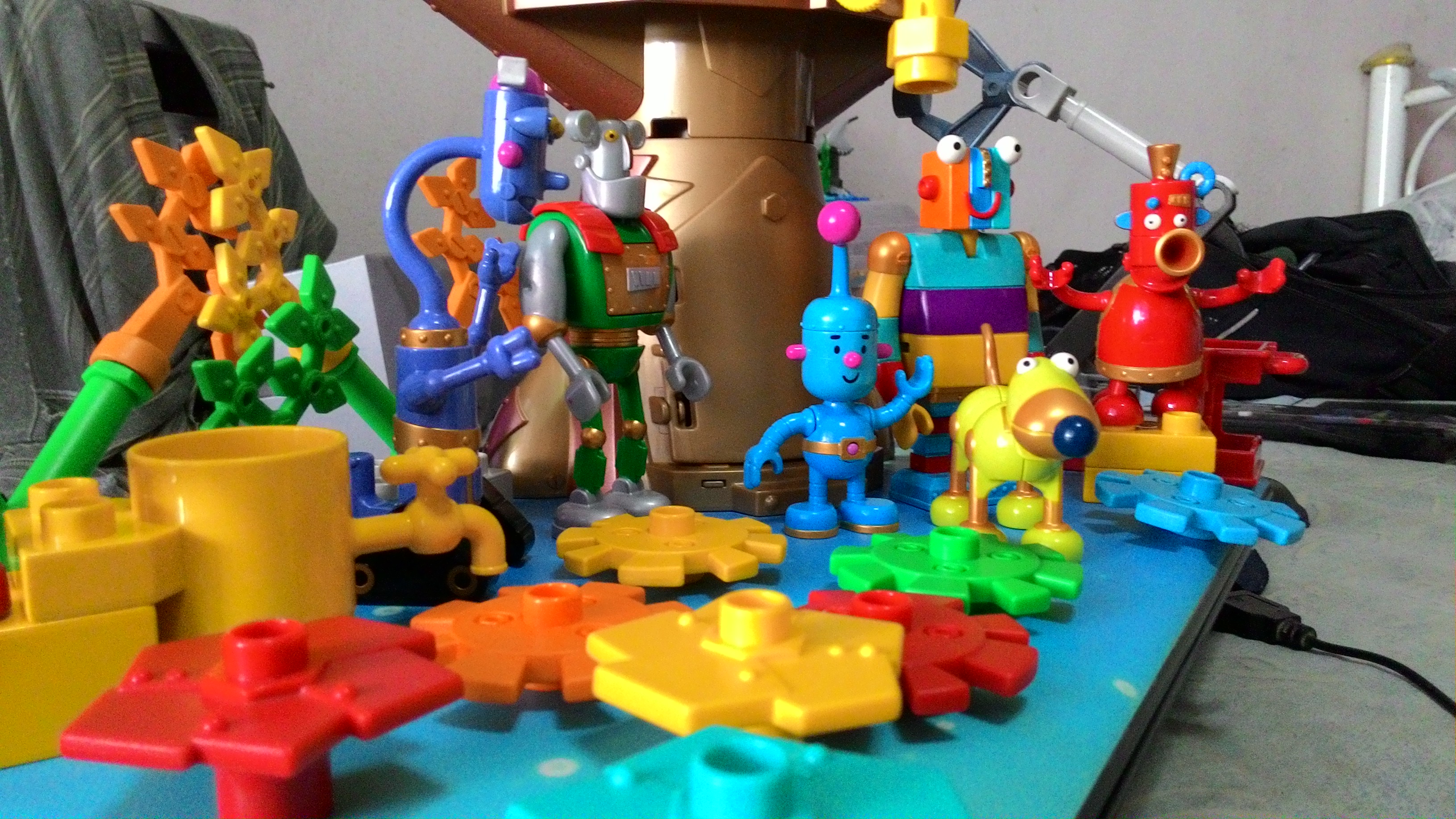 little_robots_3.jpg