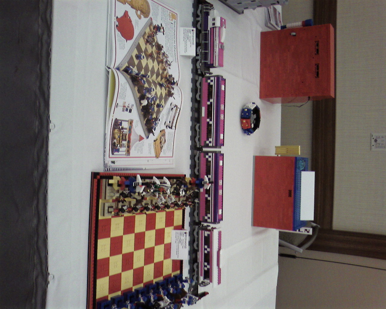 2007_brickworld_0005.jpg