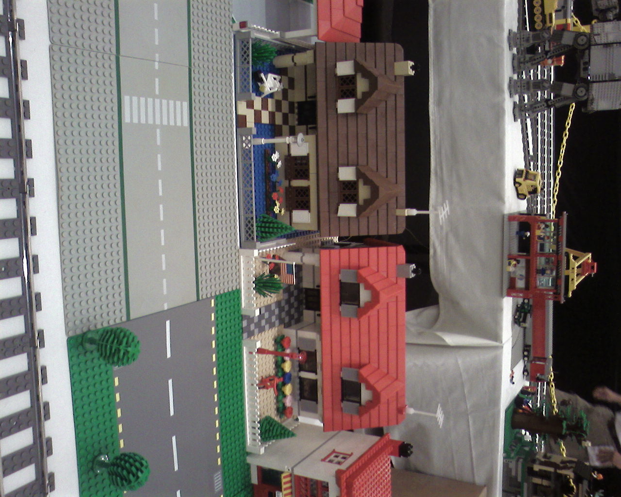 2007_brickworld_0033.jpg