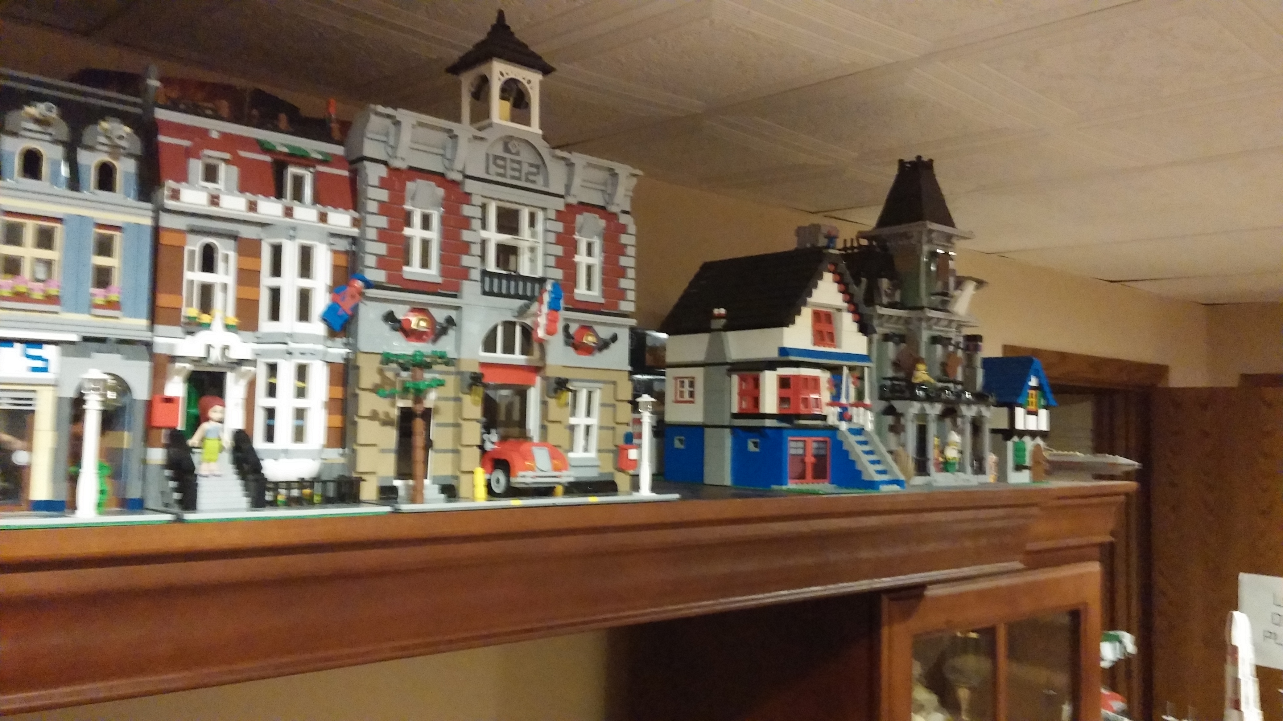 legocity20140420-02_.jpg