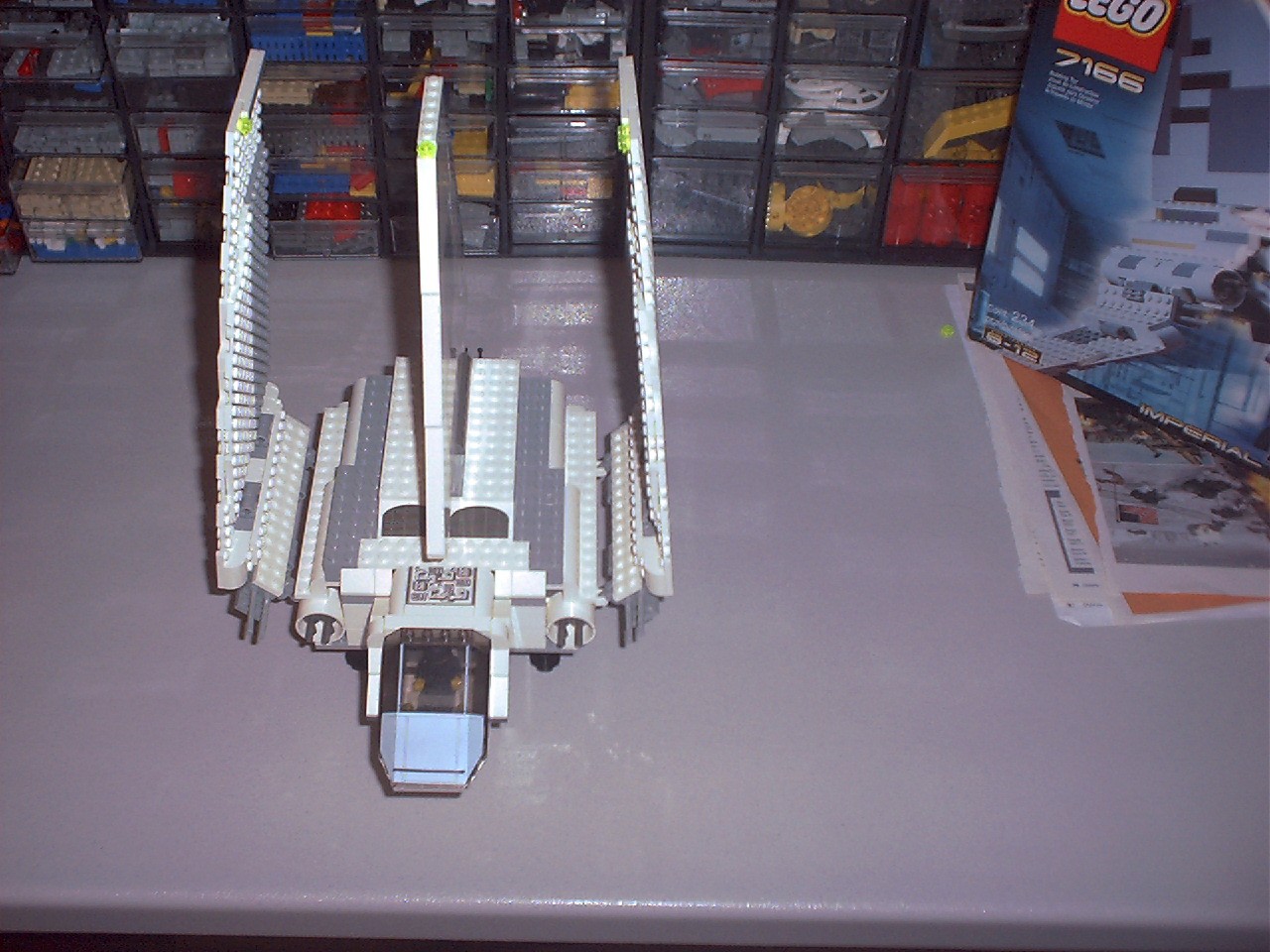 imperial_shuttle_6wide_ramp_0002.jpg